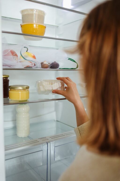 How to Keep a Tidy Fridge and Pantry for a Healthier Kitchen